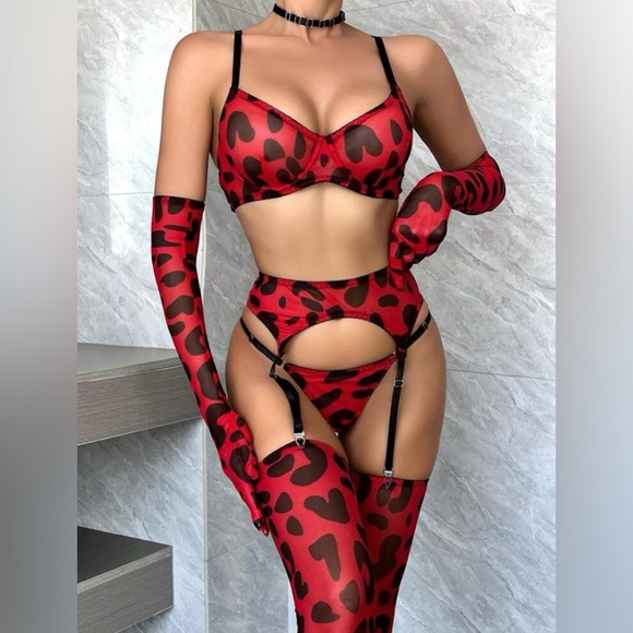 Sexy Red Leopard Animal Print Valentine’s Day 7 Piece Lingerie Set - Picture 8 of 13